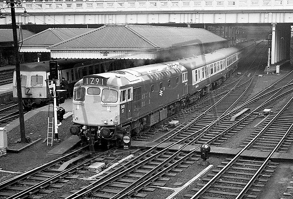 5411 TTP EDINBURGH WAVERLEY