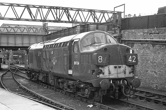 TTP6704 LIVERPOOL STREET