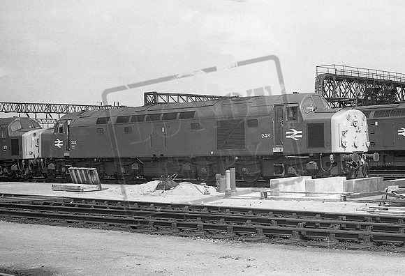 TTP243B CREWE JULY 1972