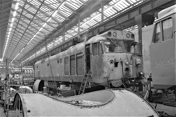 TTP50041 BREL DONCASTER AFTER PADDINGTON CRASH DAMAGE 7-11-84 COLIN MARSDEN