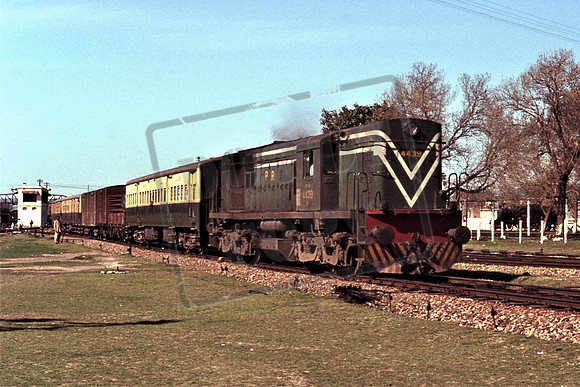 4439 (Cat No PAK4439) Wazirabad Pakistan 12-03-76