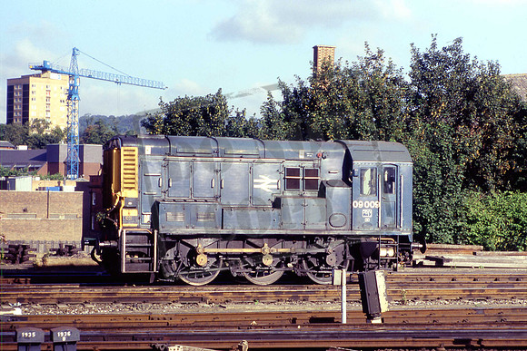 09009 (Cat No UN09009B) 06-08-1990
