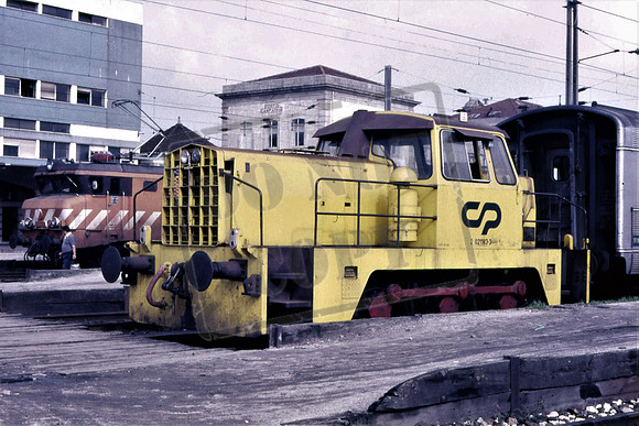 1183 (Cat No POR1183)  Porto Campanha 17-09-86
