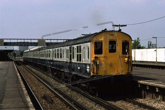 1007 DEMU1007B  Class 201 DEMU at Hither Green 01-06-1982