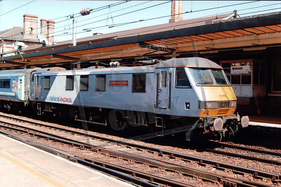 90 015 ipswich e