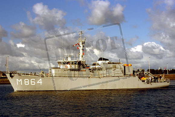 M864 WILLEMSTAD Netherlands Minesweeper Ghent Canal September 1995 Gary Goodman