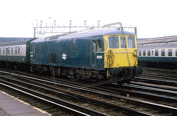E6015 (Cat No UNE6015) Clapham Junction 1974