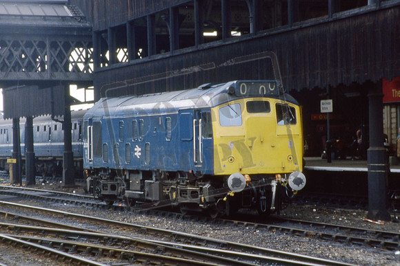 25219 UN MANCHESTER VICTORIA. BANKING DUTIES