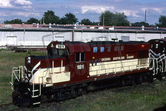181 ONTS181 ONTARIO SOUTHLAND RAILWAY MLW RS-18U. TILLSONBURG, ONTARIO. JULY 11TH 1999 DAVID T STOWE.