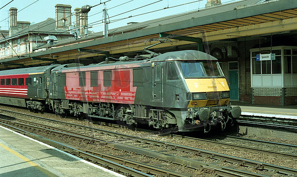 90 012 ipswich 17 6 06 g