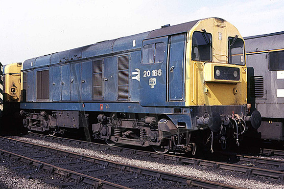 20186 (Cat No UN20186) 1989