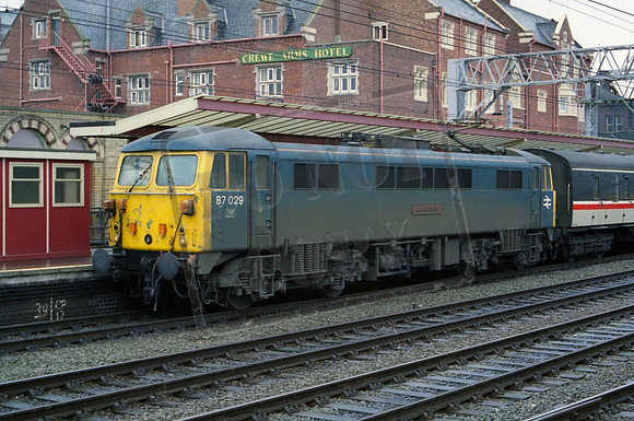 87029 EARL MARISCHAL (Cat No MSP87029) Crewe 28-02-1987 Mike Spencer 032