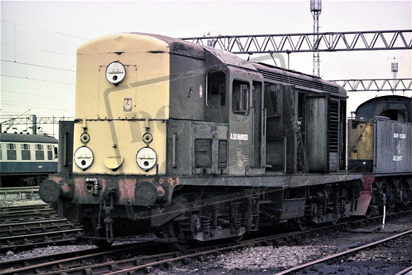 8203 UN8203 ADP968003 COLCHESTER 30-12-1980