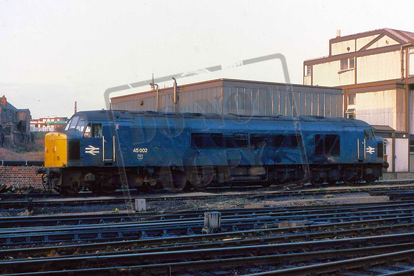 45002 (Cat No UN45002) Manchester Victoria Nov 1982