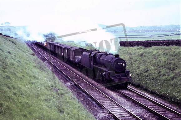 45273 UNS CLASS 5MT 4-6-0 HELLIFIELD 3-6-1967