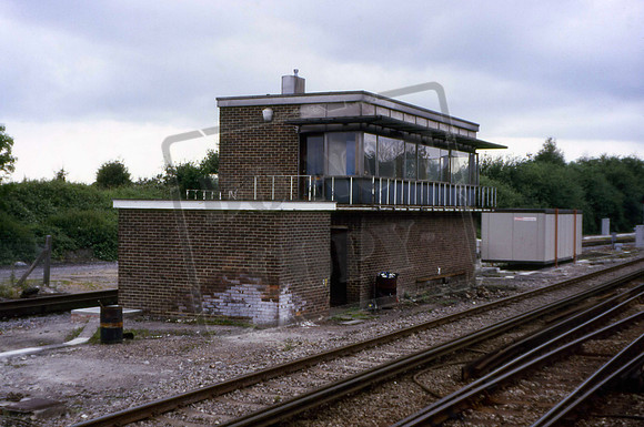 Lenham Signal Box (Cat No LOC1021) 28-6-1984