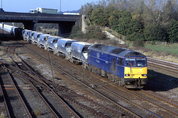 60044 DOWNLOW (Cat No DJC60044) Stanton Gate Tiphook Rail aggregates train 1997 David James Collection