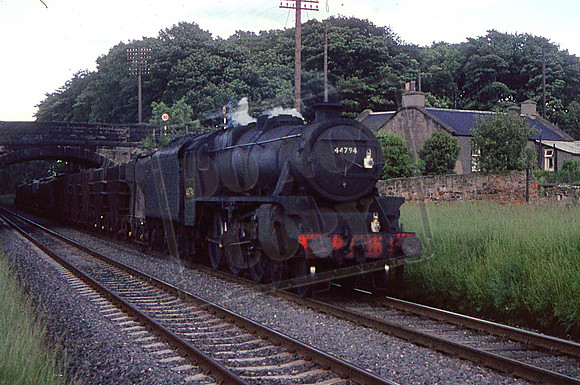 44794 (Cat No UNS44794) 5MT 4-6-0 C1966