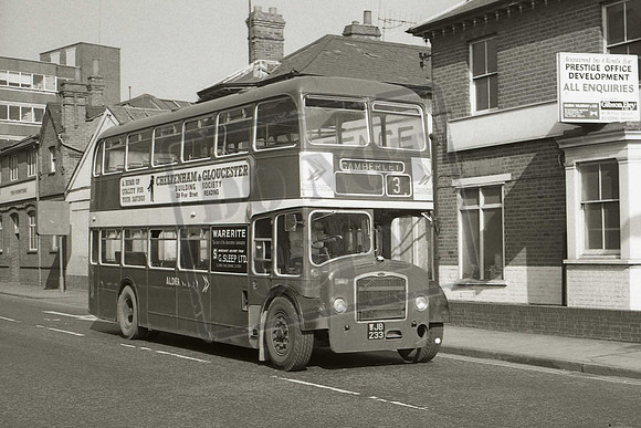 WJB253 ALDER VALLEY BRISTOL LODEKA No 216 GREYFRIARS ROAD READING 23-3-1973