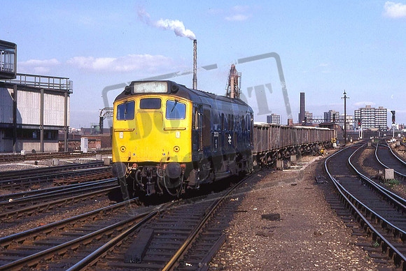 25233 (Cat No UN25233) Manchester Victoria 1981