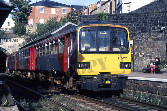 144020 (Cat No UN144020) Knarebrough 17-09-2004