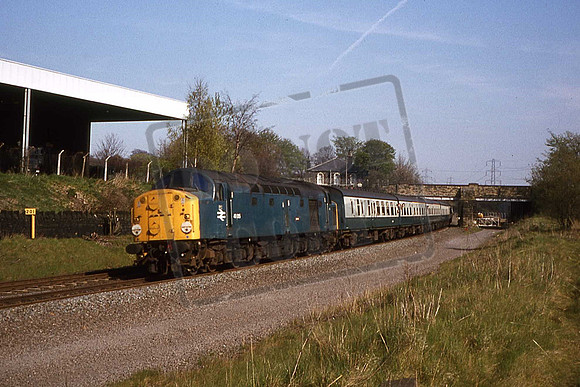 40015 AQUITANIA (Cat No UN40015) Calverley 27-04-1984