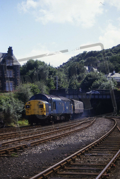 37090 (Cat No KM37090) Kyle of Lochalsh