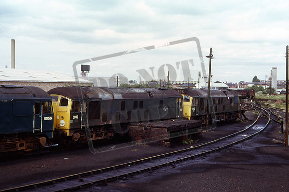 5039 UN 5056 5142 At Croes Newydd August 1973